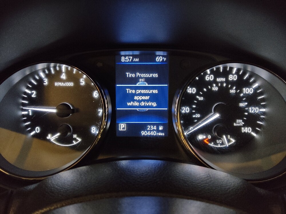 2018 Nissan Rogue in Kissimmee, FL 34744 - 18086359 23