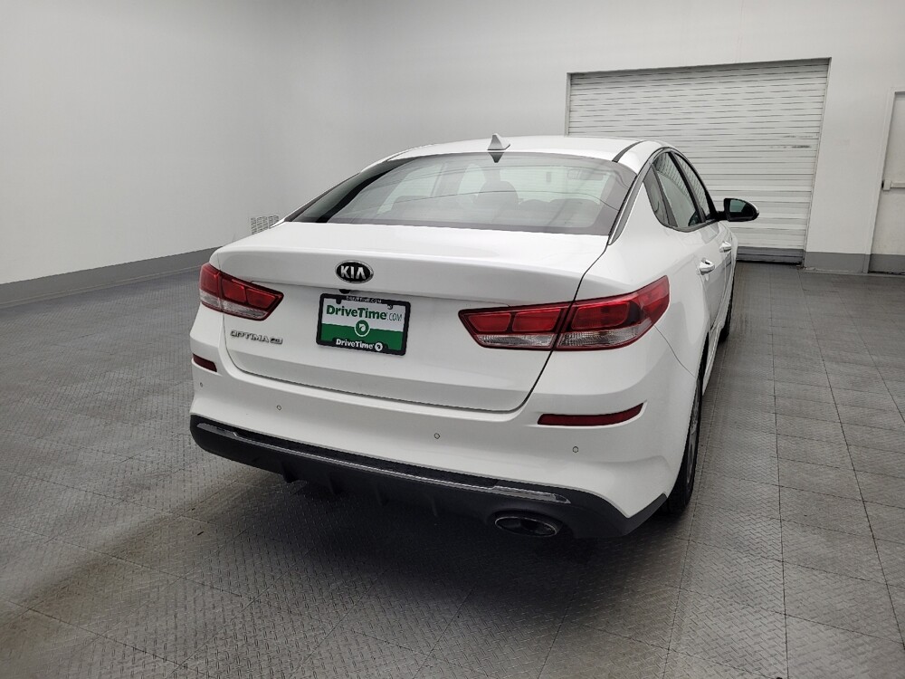 2019 Kia Optima in Savannah, GA 31419 - 18086361 7