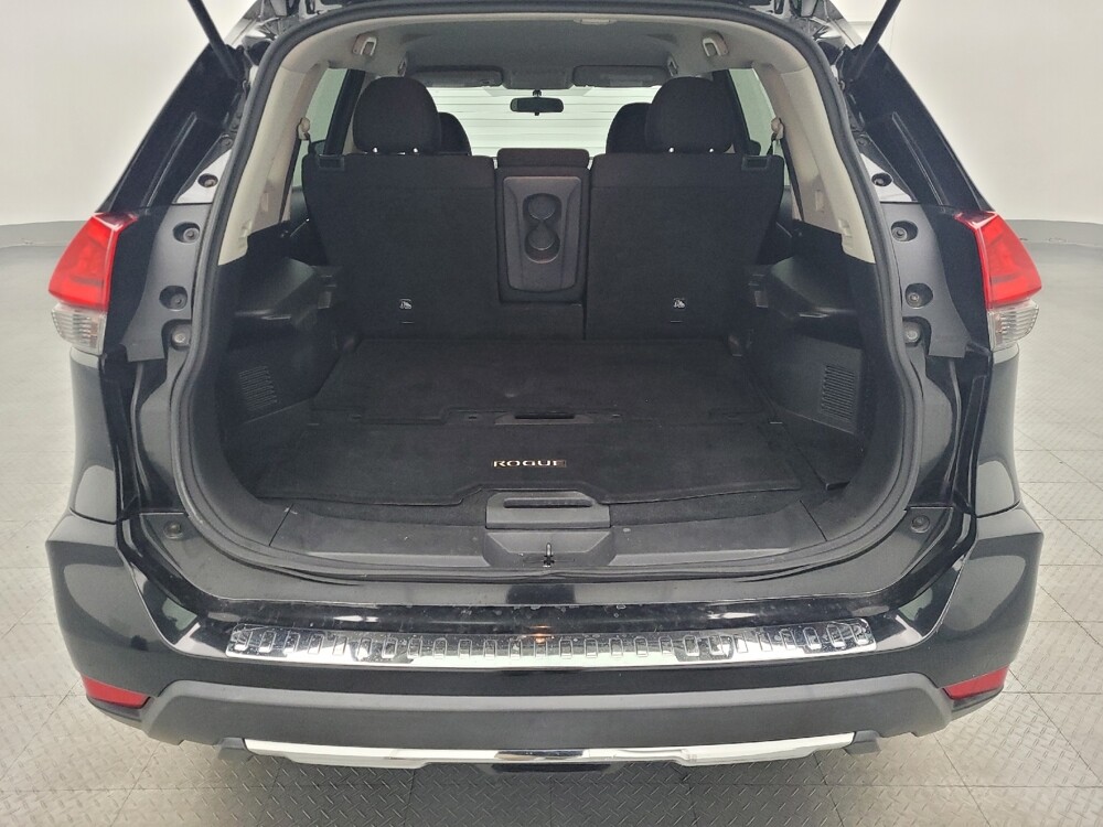 2017 Nissan Rogue in Hialeah, FL 33014 - 18086364 29