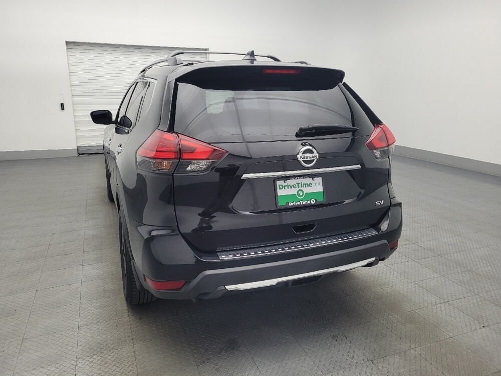 2017 Nissan Rogue in Hialeah, FL 33014 - 18086364 6