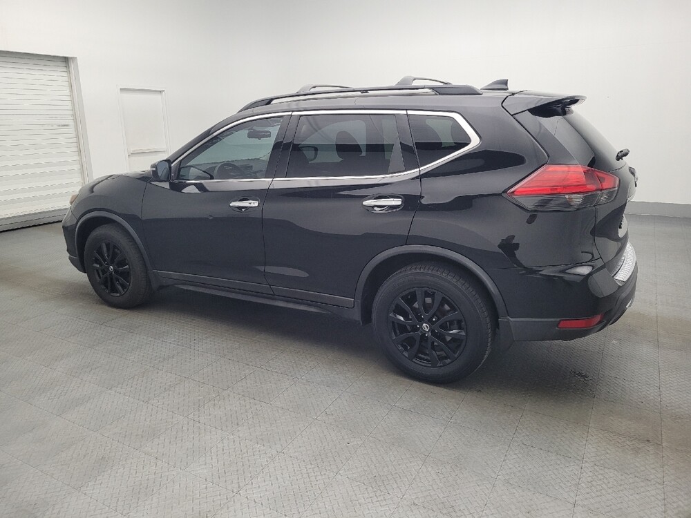 2017 Nissan Rogue in Hialeah, FL 33014 - 18086364 3