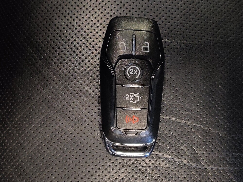 2017 Lincoln MKX in Jacksonville, FL 32225 - 18086365 32