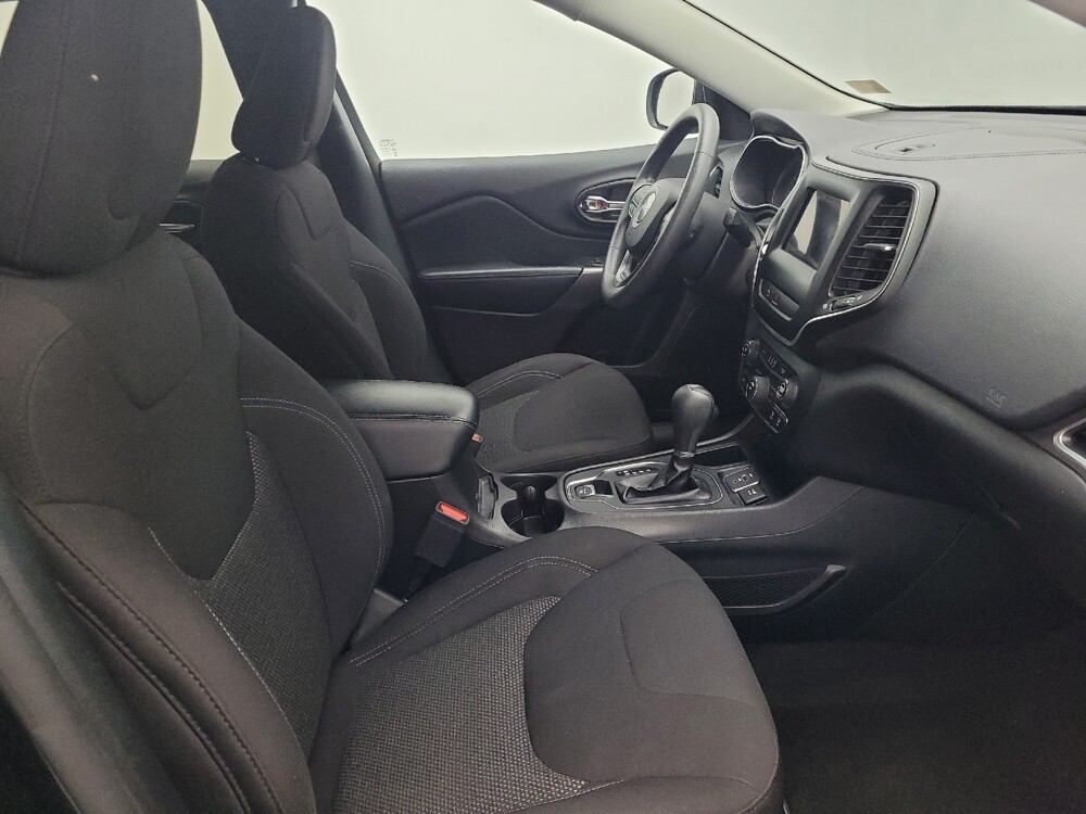 2020 Jeep Cherokee in Savannah, GA 31419 - 18086370 21