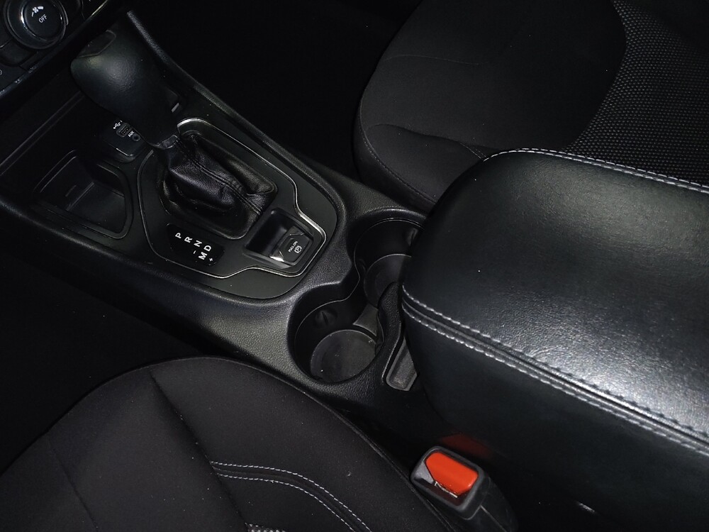 2020 Jeep Cherokee in Savannah, GA 31419 - 18086370 26