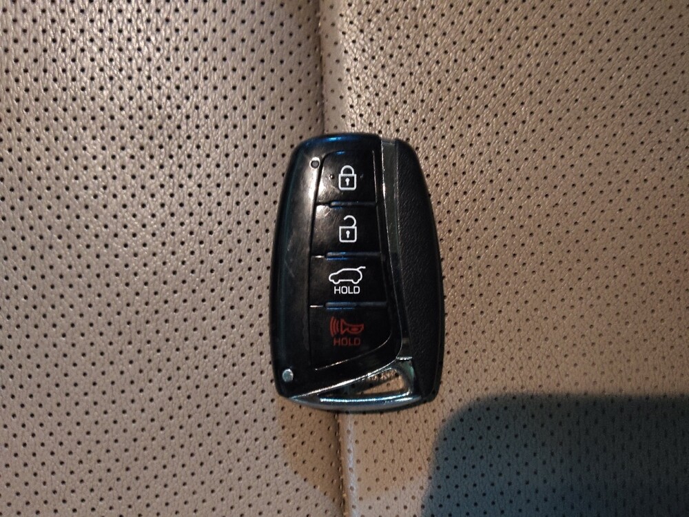 2017 Hyundai Santa Fe in Raleigh, NC 27604 - 18086377 32