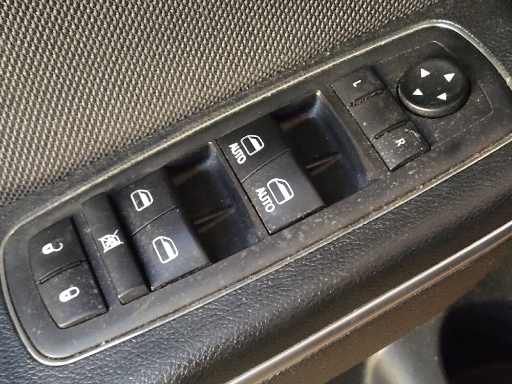 2018 Dodge Charger in Greenville, SC 29607 - 18086382 27