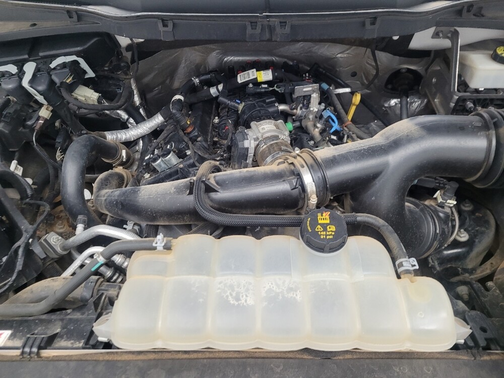 2021 Ford F150 in St. Louis, MO 63136 - 18086390 30