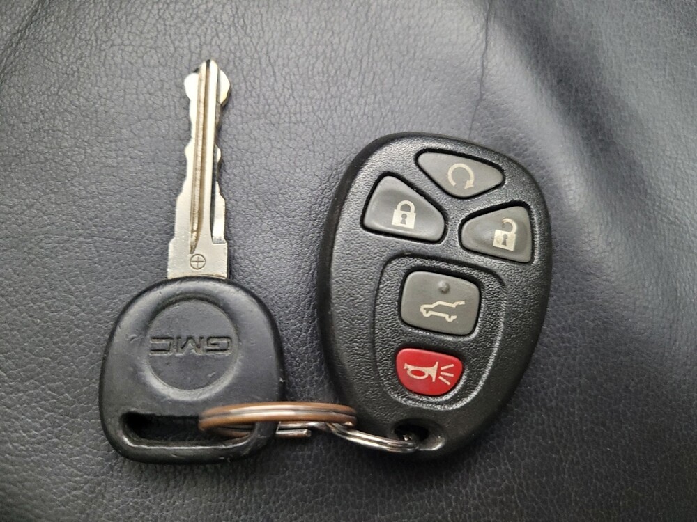 2016 GMC Acadia in Memphis, TN 38128 - 18086391 32