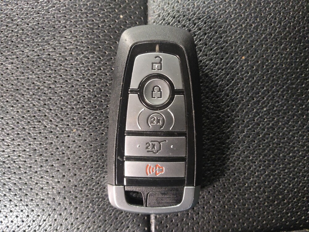 2020 Ford Escape in Baton Rouge, LA 70816 - 18086400 32