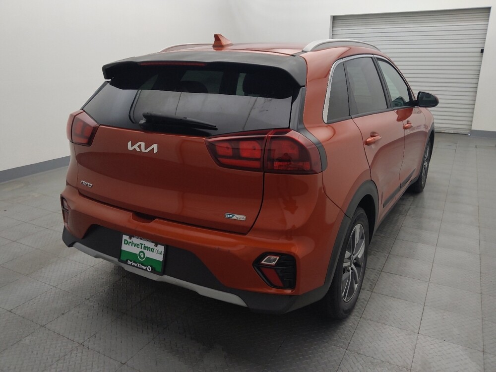2022 Kia Niro in Houston, TX 77060 - 18086408 7