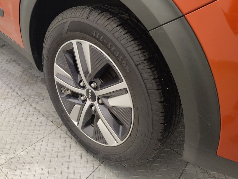 2022 Kia Niro in Houston, TX 77060 - 18086408 31