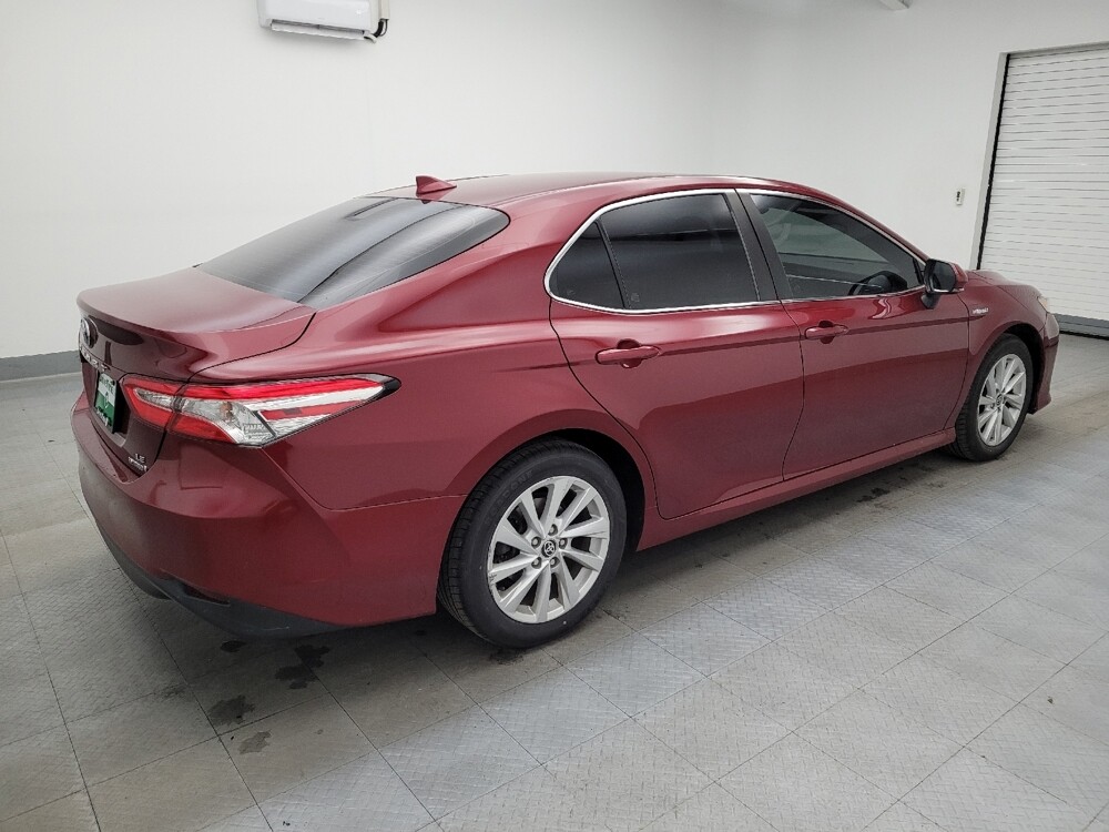 2018 Toyota Camry in Maple Heights, OH 44137 - 18086414 10