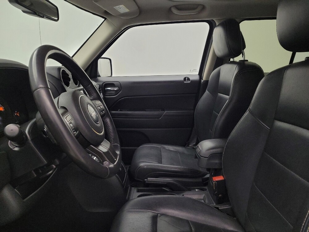 2017 Jeep Patriot in Cincinnati, OH 45255 - 18086417 17