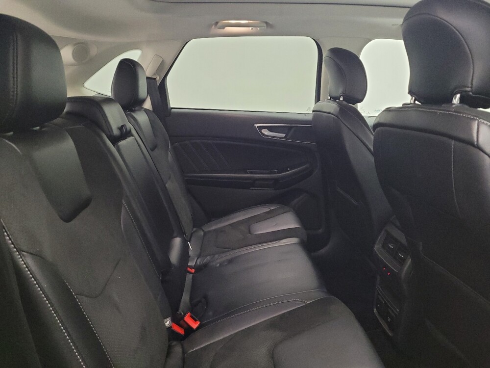 2016 Ford Edge in Maple Heights, OH 44137 - 18086418 19