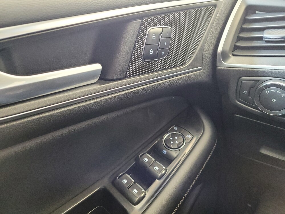 2016 Ford Edge in Maple Heights, OH 44137 - 18086418 27