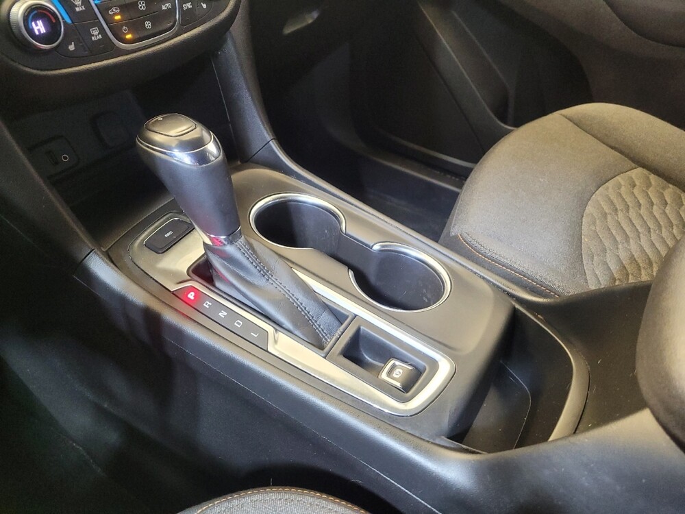 2018 Chevrolet Equinox in Maple Heights, OH 44137 - 18086420 26