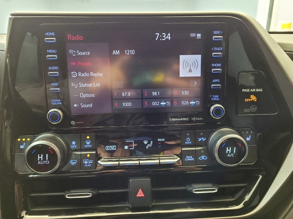 2020 Toyota Highlander in Cincinnati, OH 45255 - 18086426 25