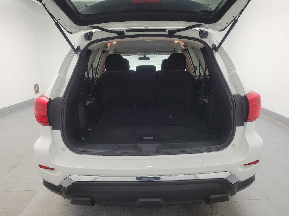 2018 Nissan Pathfinder in Maple Heights, OH 44137 - 18086428 29