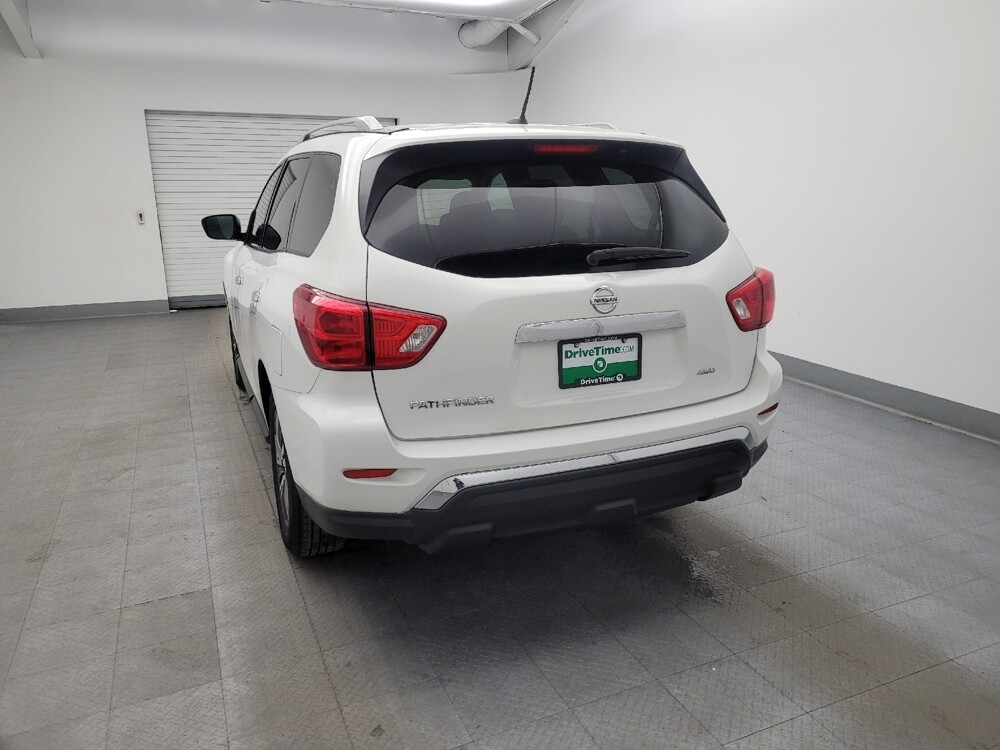 2018 Nissan Pathfinder in Maple Heights, OH 44137 - 18086428 6