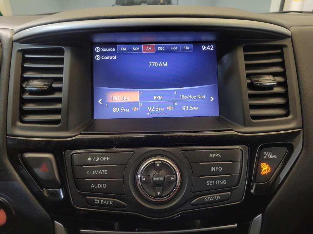 2018 Nissan Pathfinder in Maple Heights, OH 44137 - 18086428 25