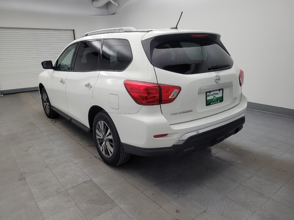 2018 Nissan Pathfinder in Maple Heights, OH 44137 - 18086428 5