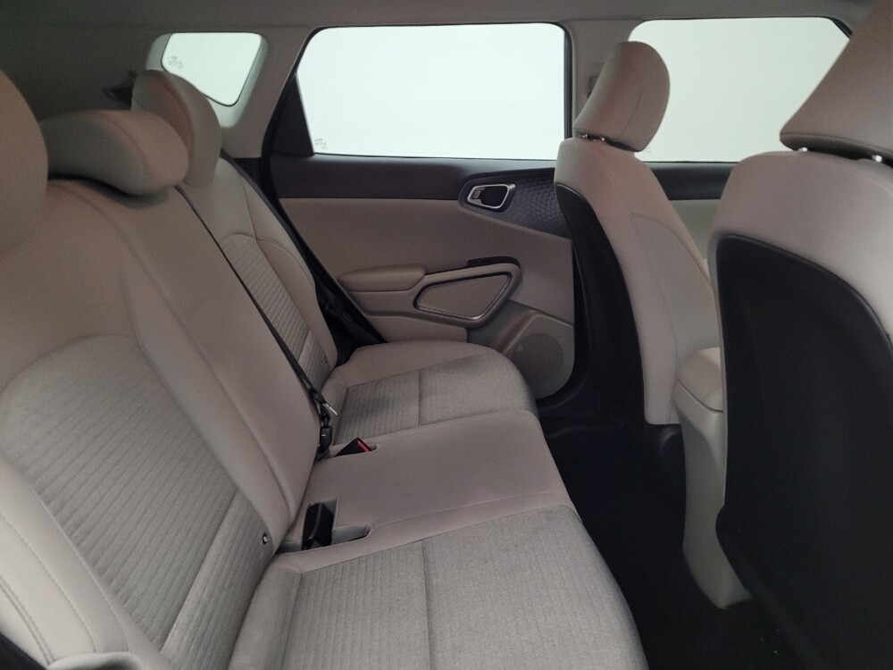 2021 Kia Soul in Maple Heights, OH 44137 - 18086430 19