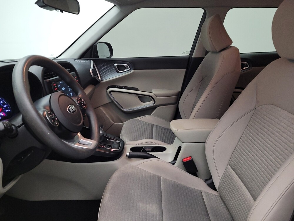 2021 Kia Soul in Maple Heights, OH 44137 - 18086430 17