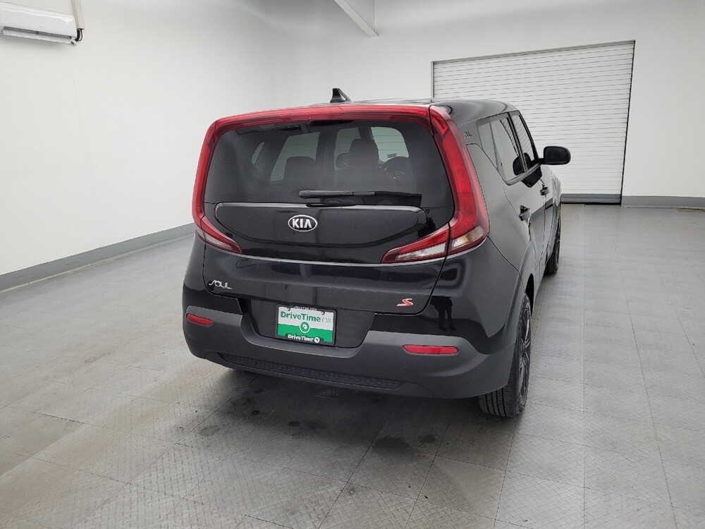 2021 Kia Soul in Maple Heights, OH 44137 - 18086430 7