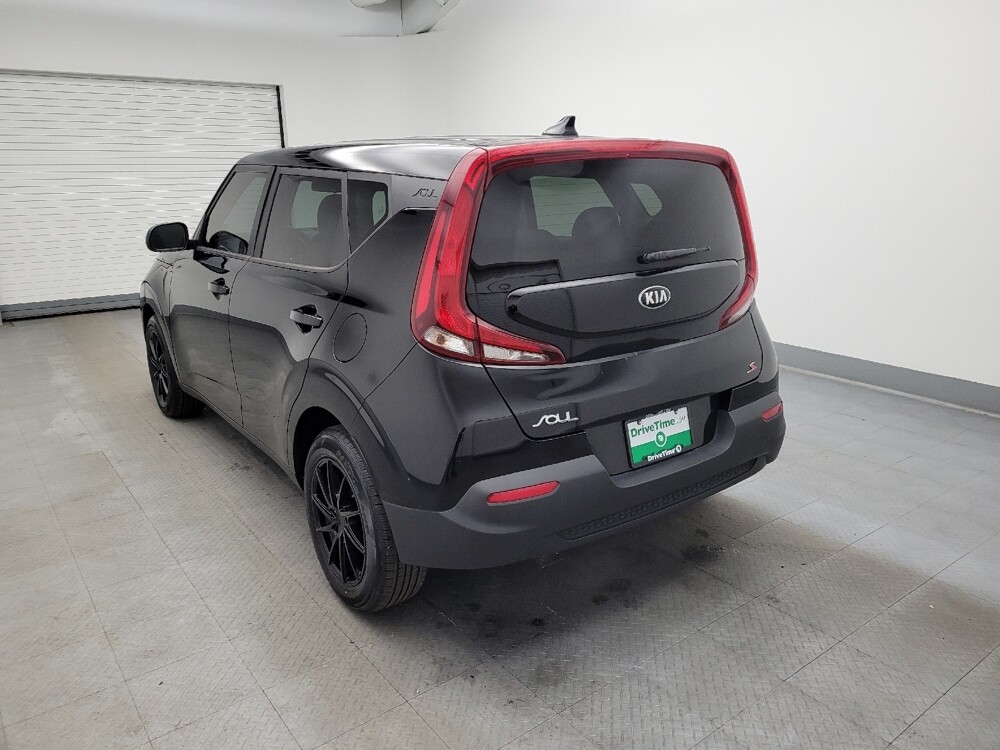 2021 Kia Soul in Maple Heights, OH 44137 - 18086430 5
