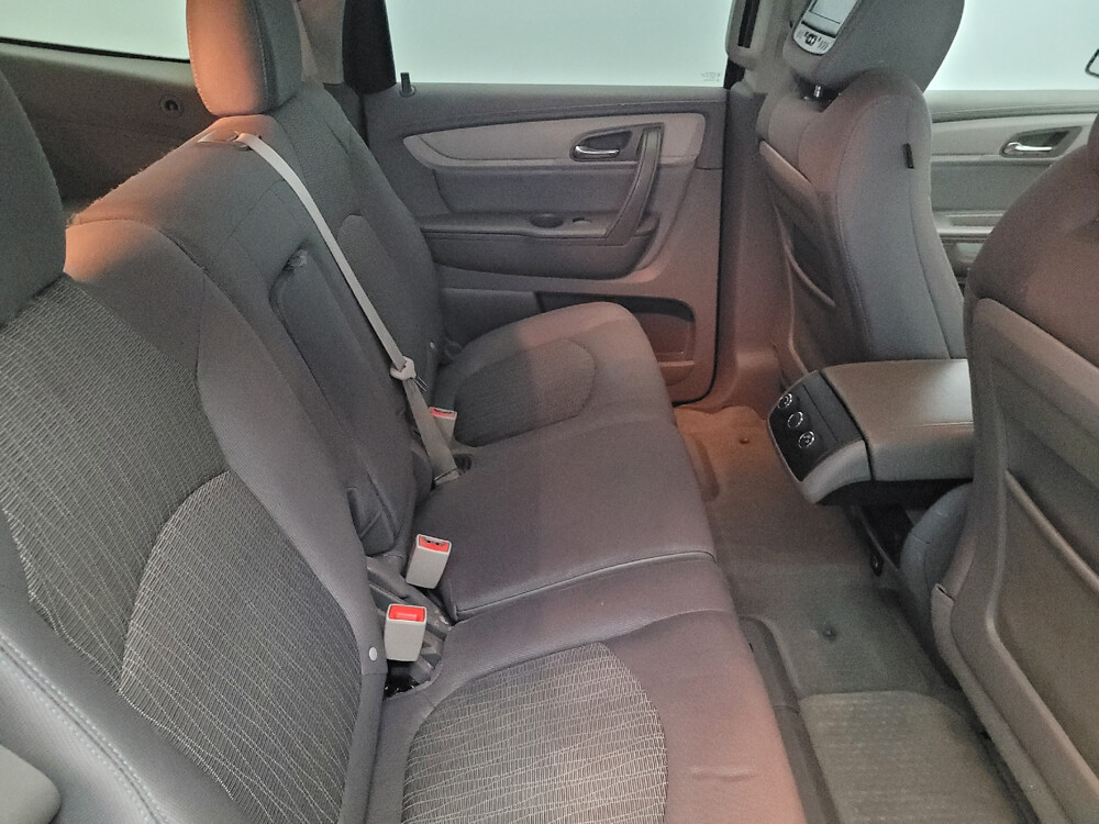 2017 Chevrolet Traverse in Allentown, PA 18103 - 18086432 19