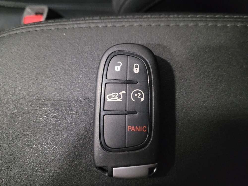 2019 Jeep Cherokee in Richmond, VA 23235 - 18086434 32