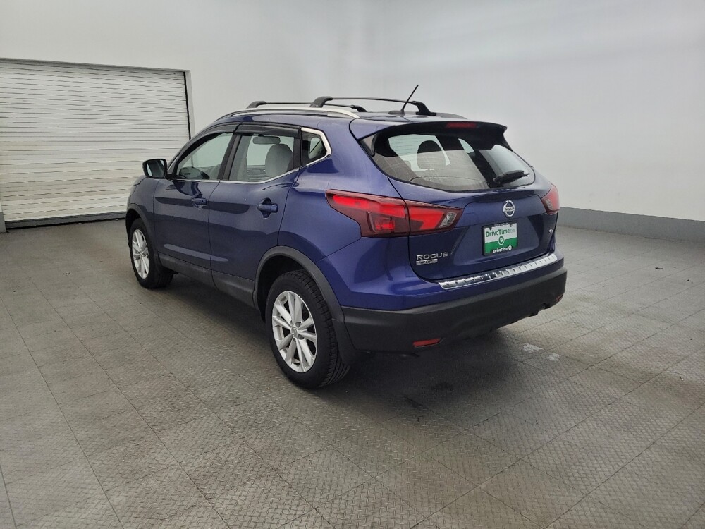 2018 Nissan Rogue Sport in Pittsburgh, PA 15237 - 18086439 5