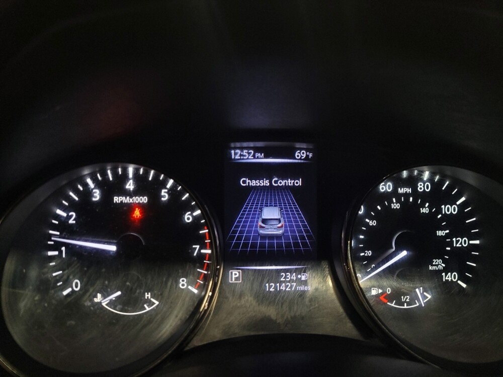 2018 Nissan Rogue Sport in Pittsburgh, PA 15237 - 18086439 23