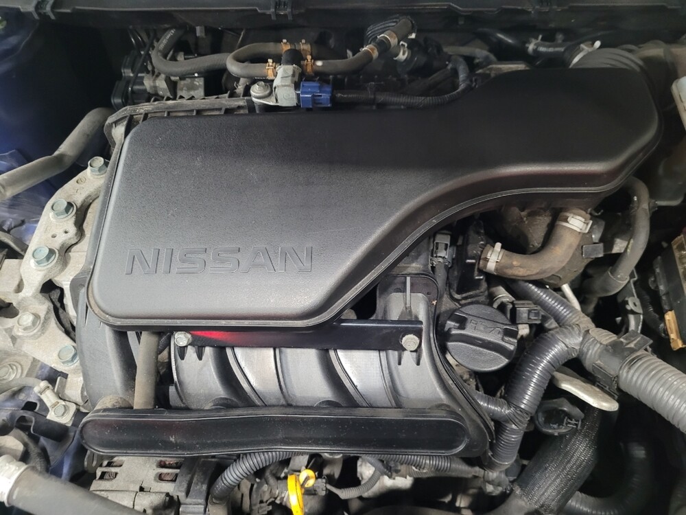 2018 Nissan Rogue Sport in Pittsburgh, PA 15237 - 18086439 30