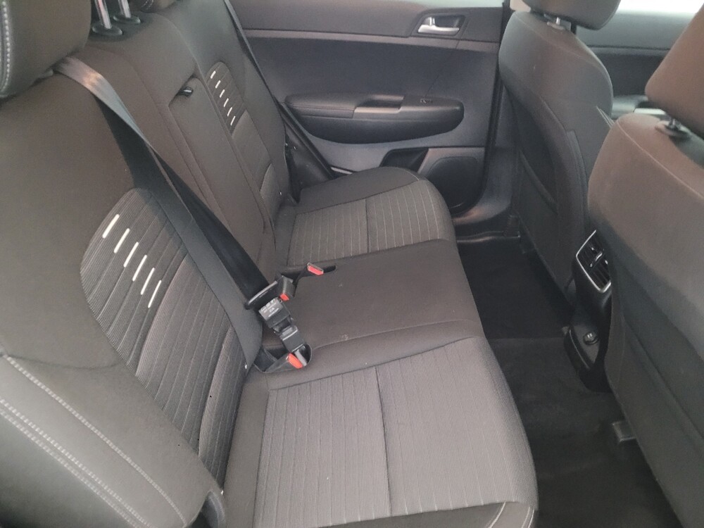 2019 Kia Sportage in Pittsburgh, PA 15237 - 18086444 19