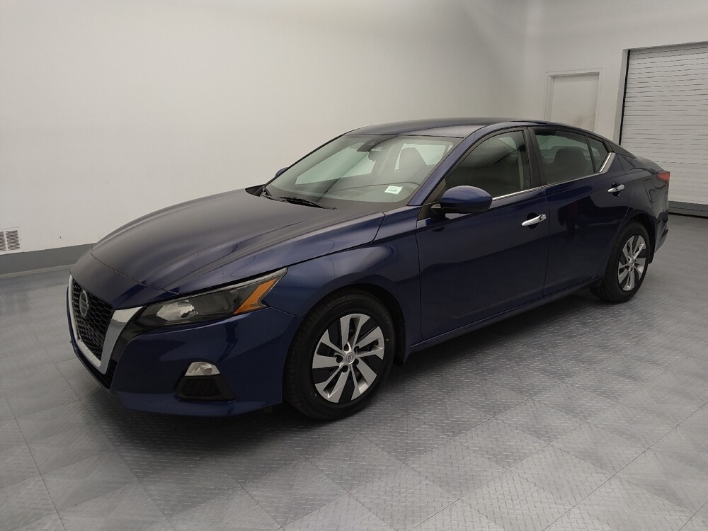 2022 Nissan Altima in Wichita, KS 67207 - 18086451 2