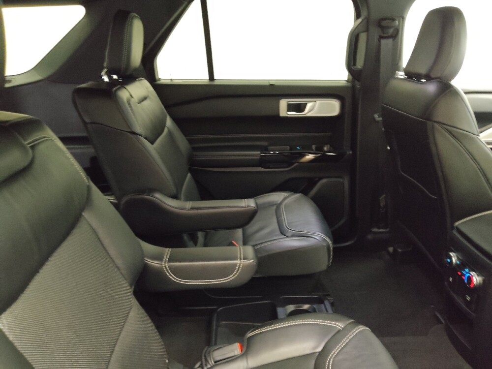 2021 Ford Explorer in Midlothian, IL 60445 - 18086453 19