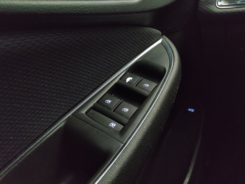 2017 Chevrolet Cruze in Peoria, IL 61615 - 18086455 27