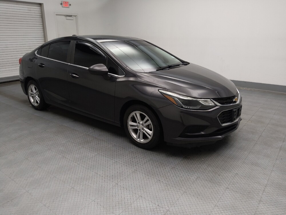 2017 Chevrolet Cruze in Peoria, IL 61615 - 18086455 11