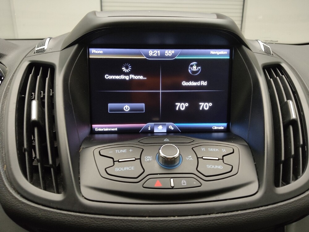 2015 Ford Escape in Eastpointe, MI 48021 - 18086457 25