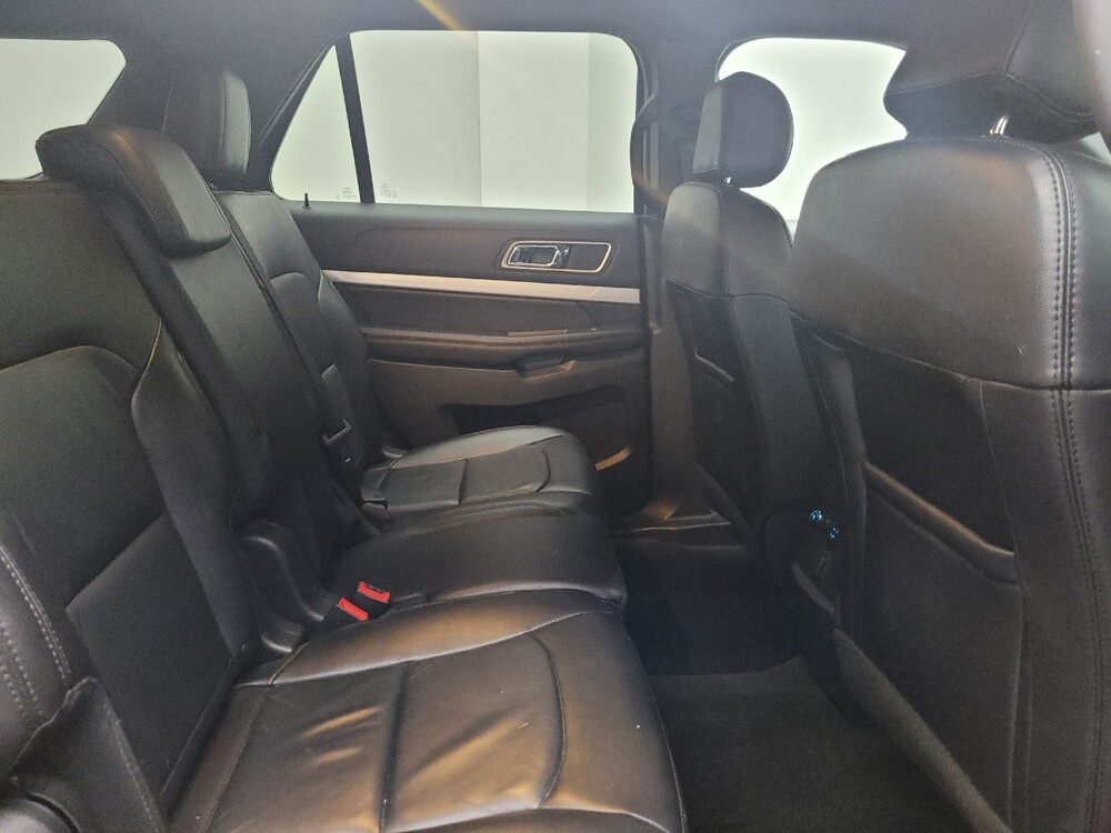 2017 Ford Explorer in Eastpointe, MI 48021 - 18086459 19