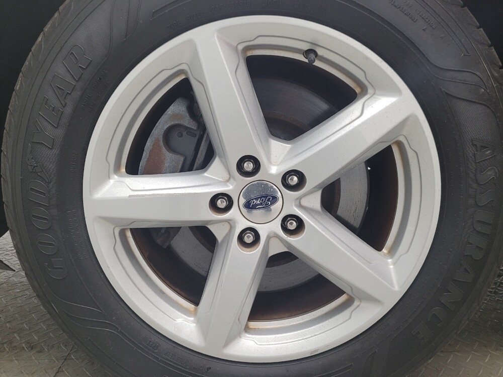 2017 Ford Explorer in Eastpointe, MI 48021 - 18086459 31