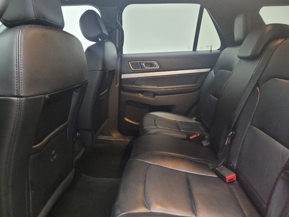 2017 Ford Explorer in Eastpointe, MI 48021 - 18086459 18