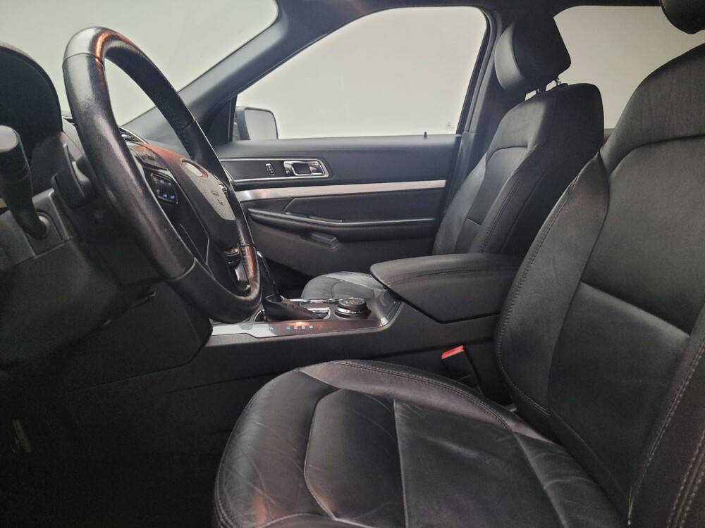 2017 Ford Explorer in Eastpointe, MI 48021 - 18086459 17