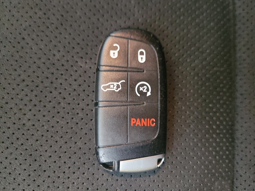 2020 Jeep Grand Cherokee in Eastpointe, MI 48021 - 18086461 32