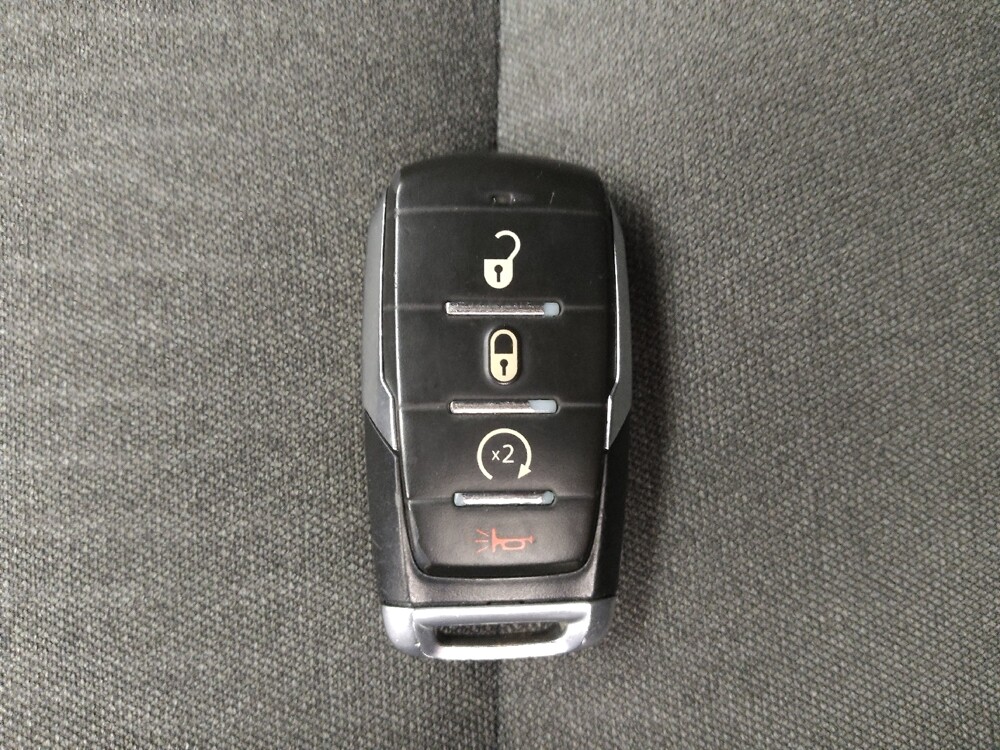 2019 RAM 1500 in Eastpointe, MI 48021 - 18086463 32