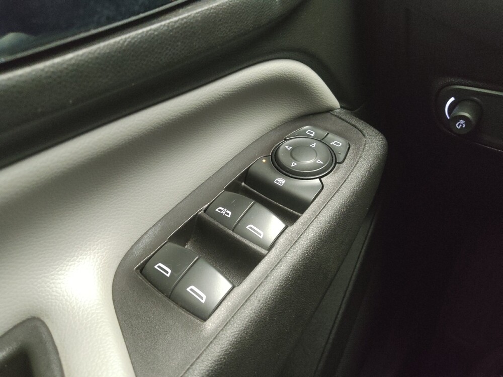 2022 Chevrolet Equinox in Eastpointe, MI 48021 - 18086464 27