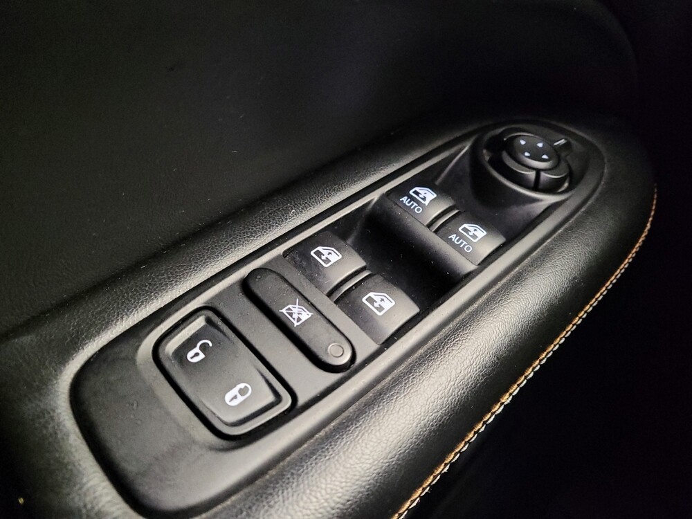 2018 Jeep Compass in Maple Heights, OH 44137 - 18086468 27