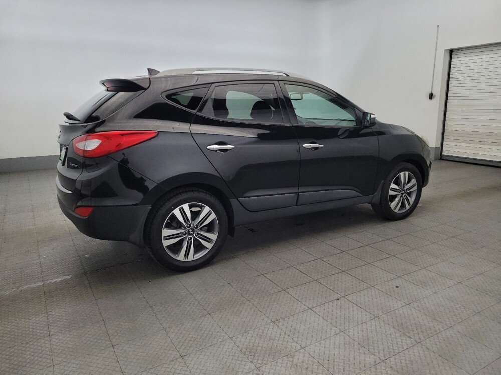 2015 Hyundai Tucson in Pittsburgh, PA 15237 - 18086472 10