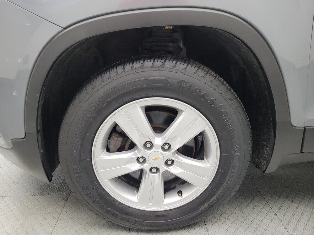 2019 Chevrolet Trax in Midlothian, IL 60445 - 18086473 31